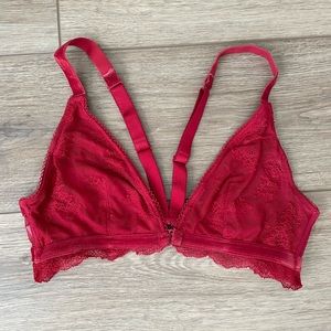 Victoria’s Secret front clasp bralette
